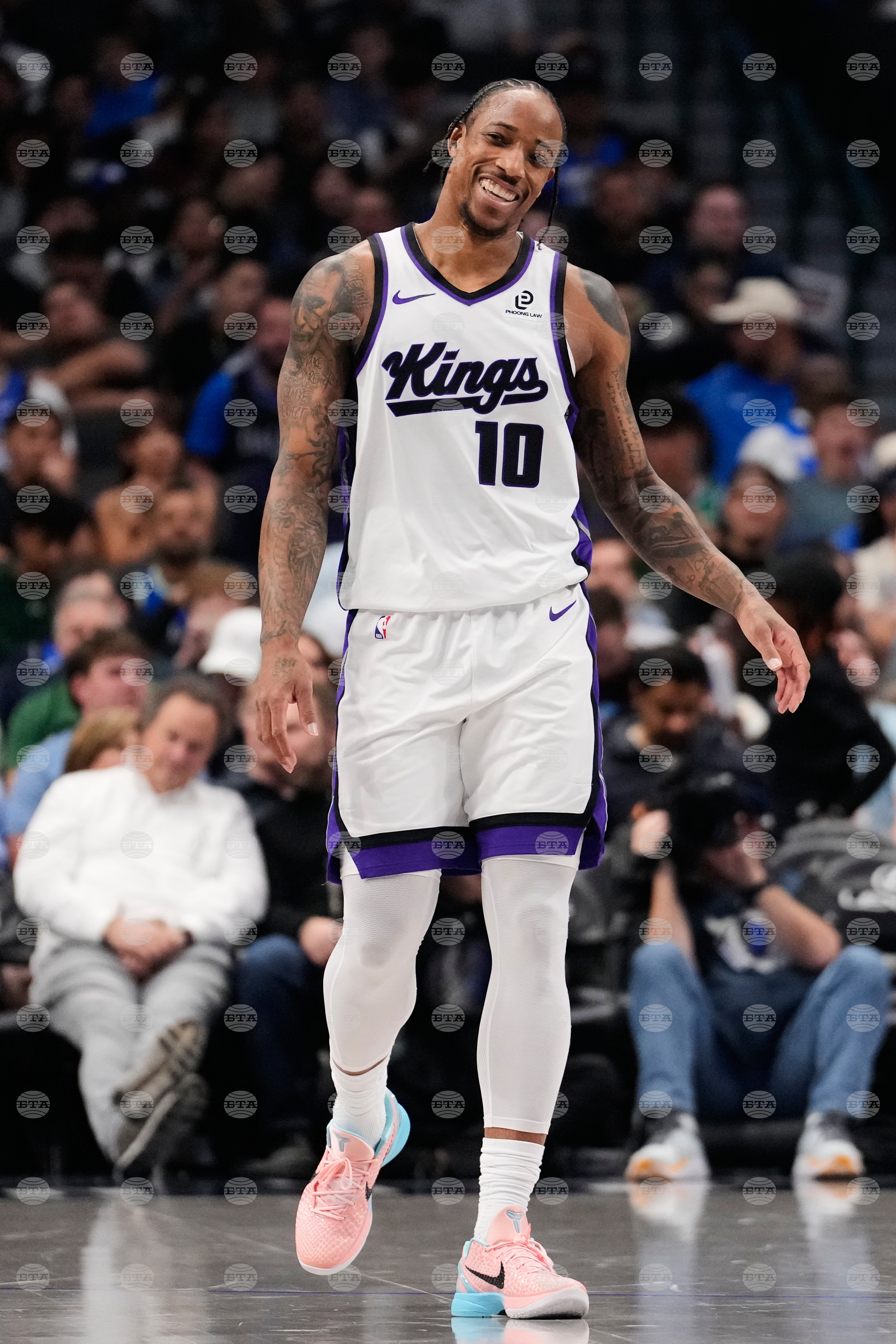 Kings Mavericks Basketball