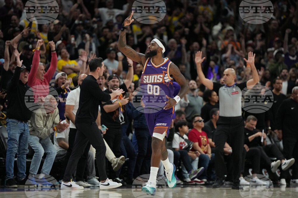 Lakers Suns Basketball