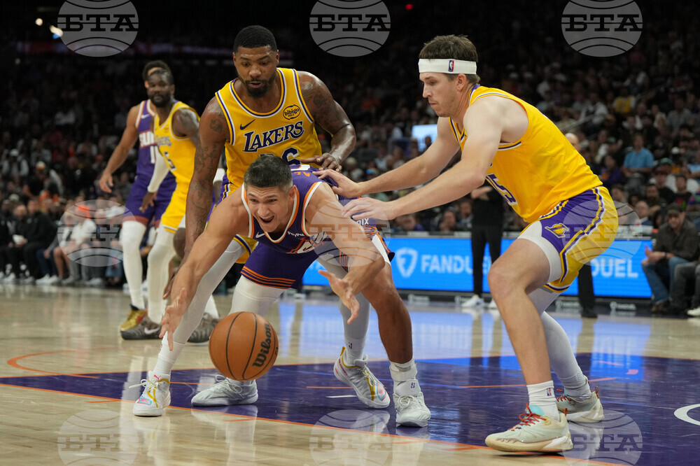 Lakers Suns Basketball