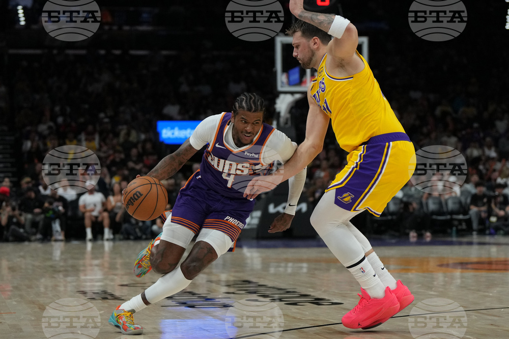 Lakers Suns Basketball