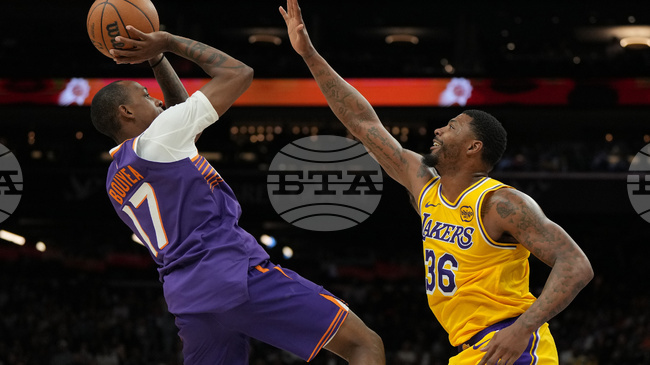 Сан Антонио надигра Бруклин за 43-ти успех от началото на сезона в НБА