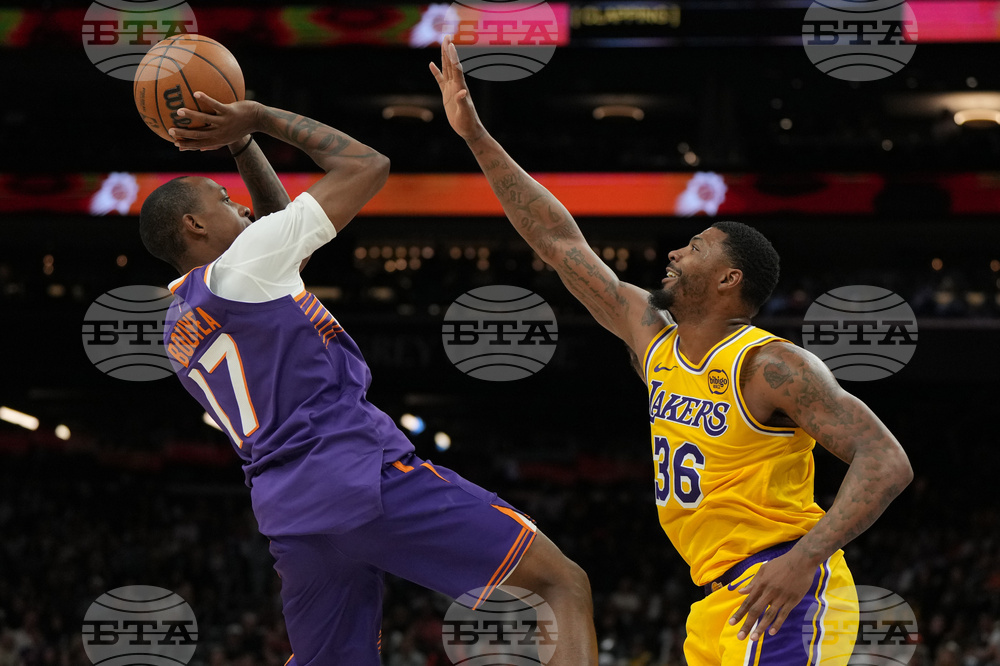 Lakers Suns Basketball