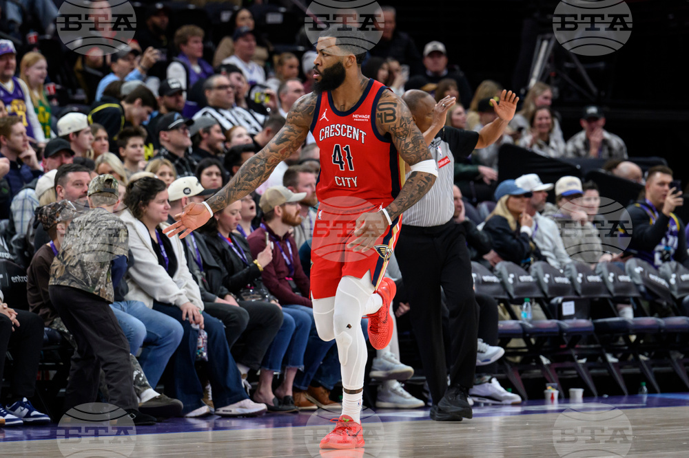 Pelicans Jazz Basketball