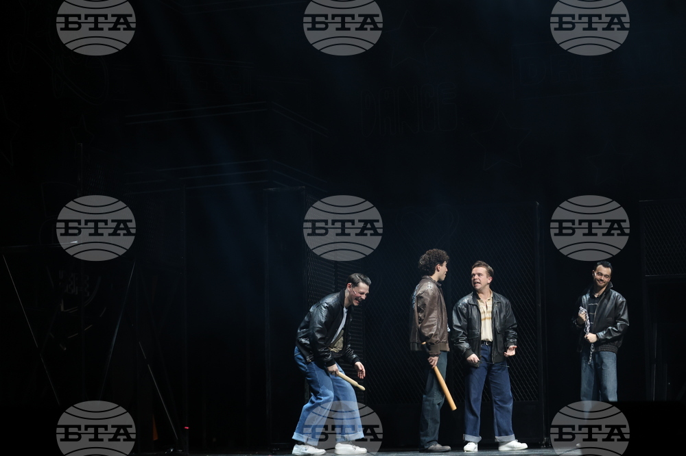 „Брилянтин“ - мюзикъл