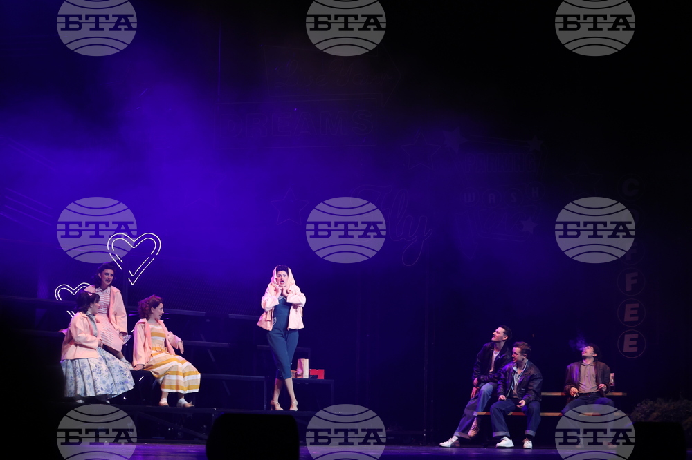 „Брилянтин“ - мюзикъл