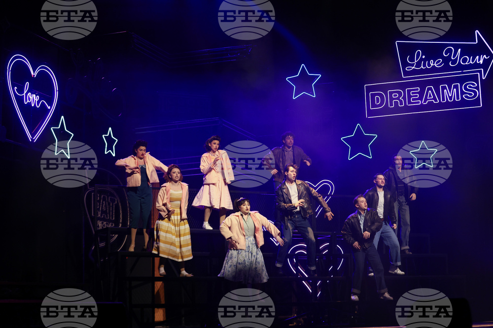 „Брилянтин“ - мюзикъл