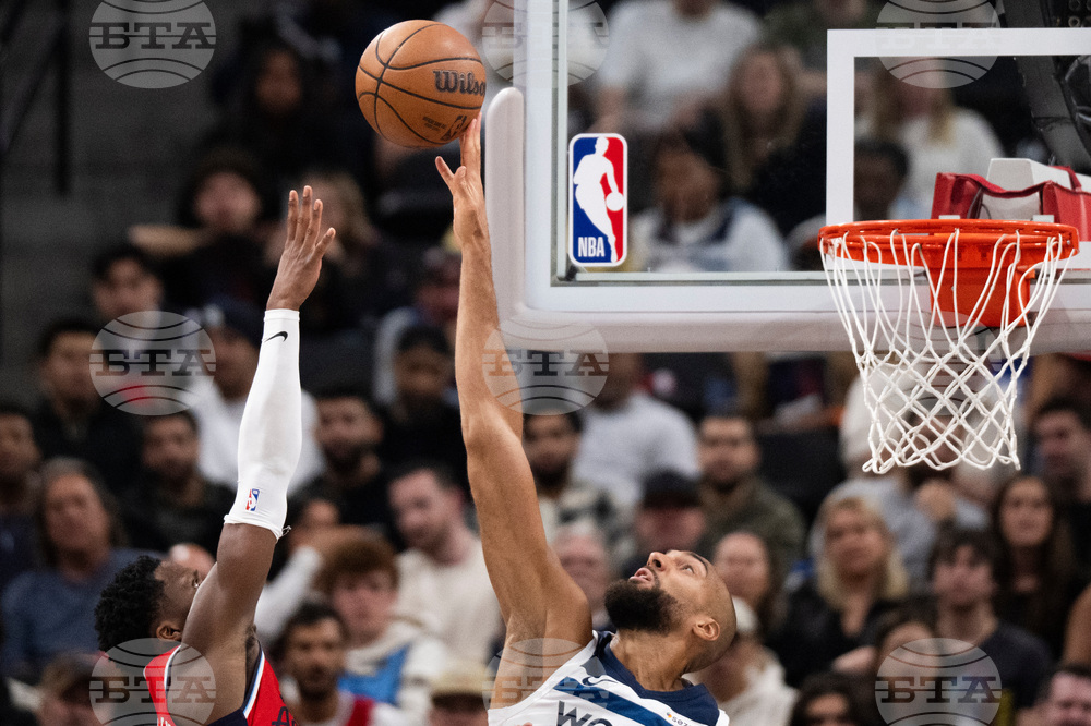 Timberwolves Clippers Basketball