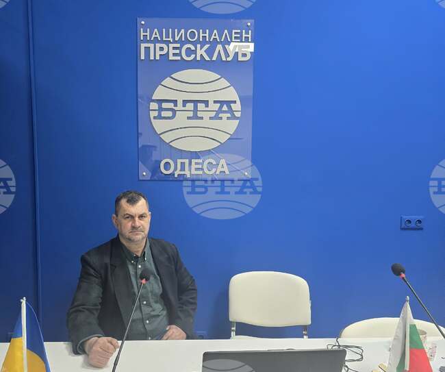 Обучението в Националната художествена академия бе един от най-интересните периоди в живота ми, каза художникът от Одеса Валерий Минжинер