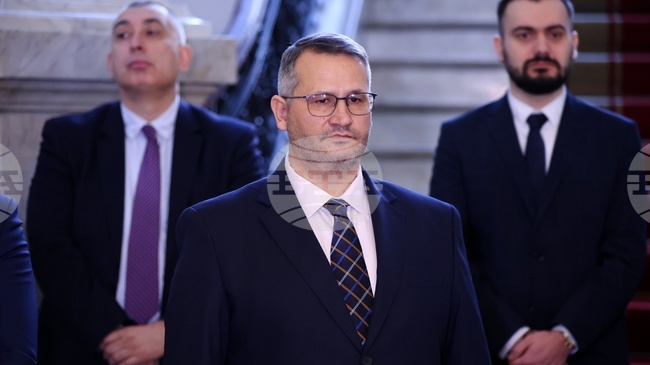 Министър Иван Христанов е известил премиера за заплаха за националната сигурност 