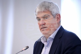 КНСБ - цени - данни - представяне