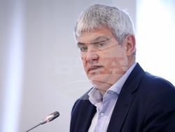 КНСБ - цени - данни - представяне