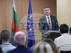 Дом на Европа - Кристиан Вигенин - дискусия