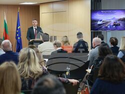 Дом на Европа - Кристиан Вигенин - дискусия