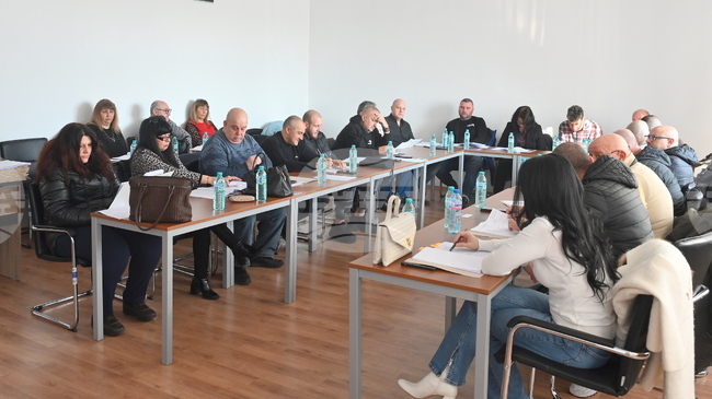 Общинските съветници в Лом одобриха заем за разплащане на социални услуги