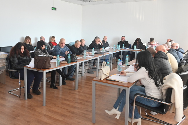 Общинските съветници в Лом одобриха заем за разплащане на социални услуги