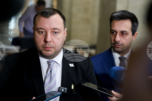 Vazrazhdane Enters Election Campaign with Intention to Win, Deputy Leader Says