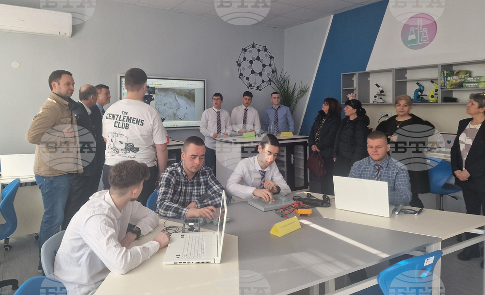 Разград - гимназия - STEM център - откриване