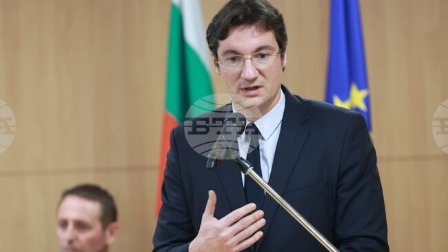 За българската национална сигурност е от изключителна важност Европа да остане обединена, каза лидерът на БСП Крум Зарков 