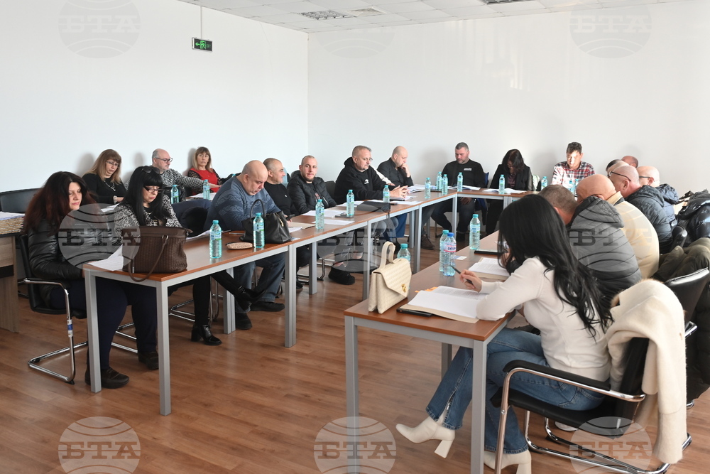 Общинските съветници в Лом упълномощиха свой представител да гласува против отстраняване на д-р Красимир Каменов от управата на Областната болница в Монтана