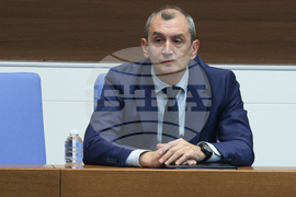 Народно събрание  - парламентарен контрол