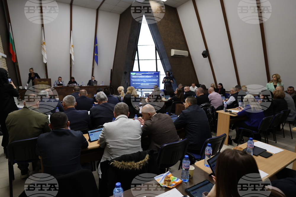 Финансиране на инвитро процедури, избор на съдебни заседатели и отчет за дейността на омбудсмана на Благоевград разгледаха общинските съветници