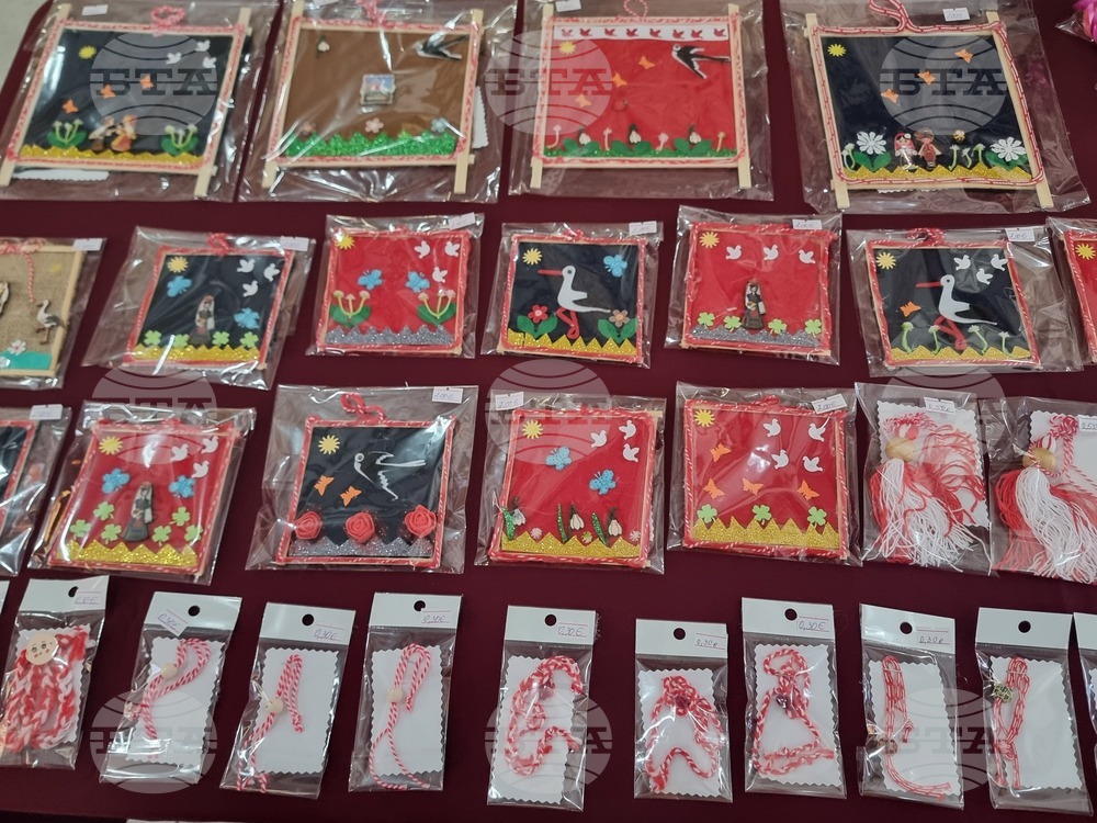 Плевен - Медицински университет - базар на мартеници