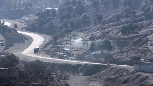 Турският външен министър е обсъдил сблъсъците между Пакистан и Афганистан със свои колеги от региона