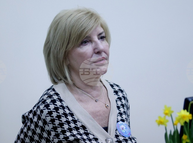 Проф. д-р Елисавета Наумова да бъде удостоена с орден „Св. св. Кирил и Методий“ за приноса ѝ в клиничната имунология реши правителството 