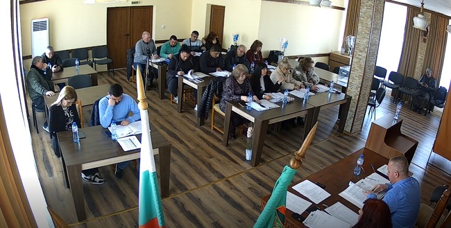 Общинските съветници в Братя Даскалови избраха Димитър Димитров за управител на „Тържище с. Плодовитово” ЕООД