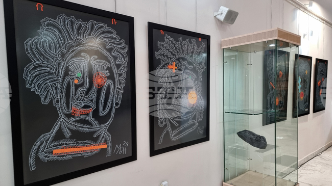 Кураторският проект „Маска” представят в Ямбол професор Моника Попова и Методи Попов