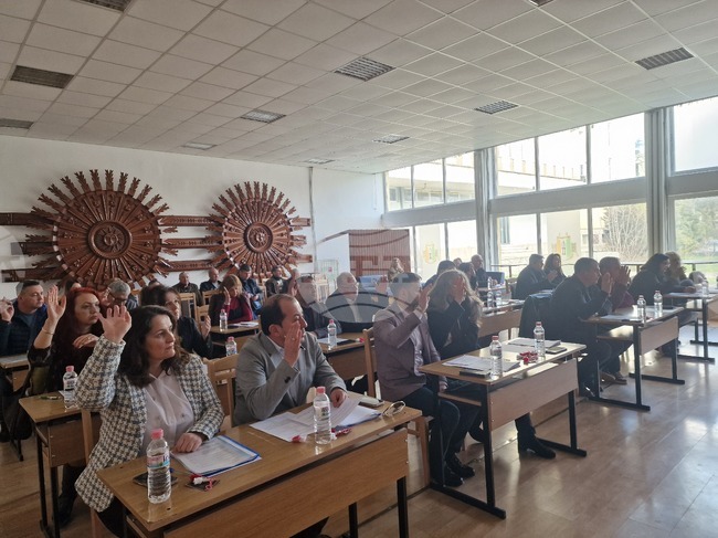 Основните заплати на кмета на Кубрат и кметовете на кметства се индексират с 5% от 1 януари 2026 г. 