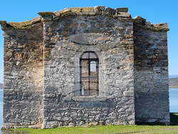 Язовир „Жребчево“ - пълноводие - Потопената църква
