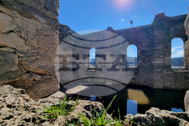 Язовир „Жребчево“ - пълноводие - Потопената църква