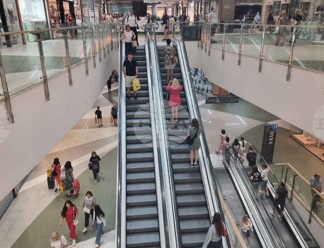 Мол в Анкара забрани достъпа без придружител на непълнолетни в почивните дни 