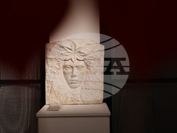 Пловдив - Ангел Каравланов - скулптор