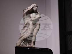 Пловдив - Ангел Каравланов - скулптор