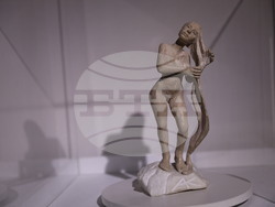 Пловдив - Ангел Каравланов - скулптор