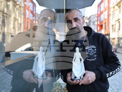 Пловдив - Ангел Каравланов - скулптор