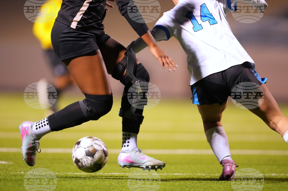 Girls' Sports ACL Injuries