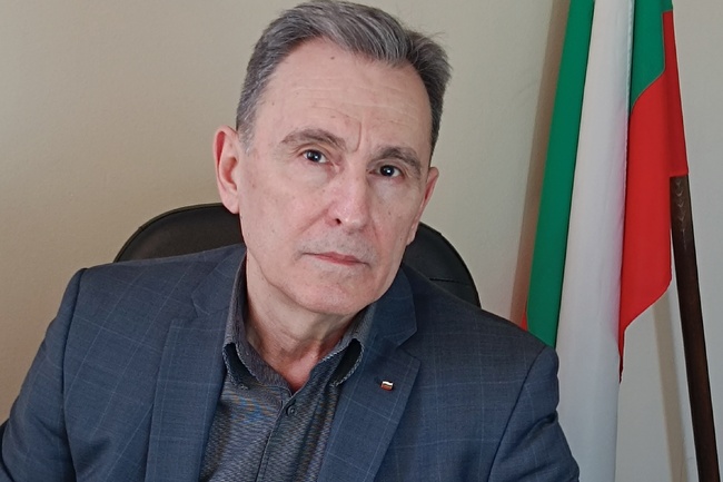 Областният управител на Пловдив Владислав Попов назначи Николай Аджеларов за главен секретар на Областна администрация - Пловдив