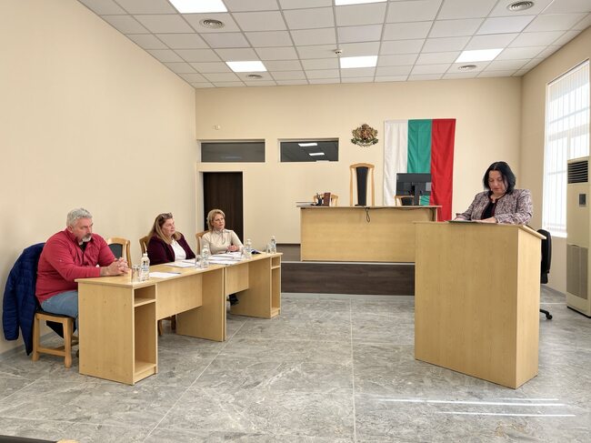 Районният съд в Омуртаг отчита трайна тенденция за увеличаване на новообразуваните и общия брой дела за разглеждане