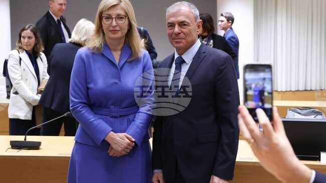 Приоритет е да улесним достъпа на учените до програмата „Хоризонт Европа“, каза в Брюксел служебният образователен министър Сергей Игнатов