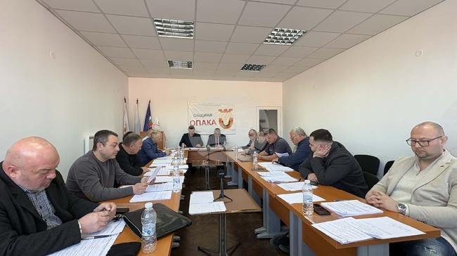 Без отсъстващи съветници са проведени последните шест заседания на Общинския съвет в Опака през 2025 г.