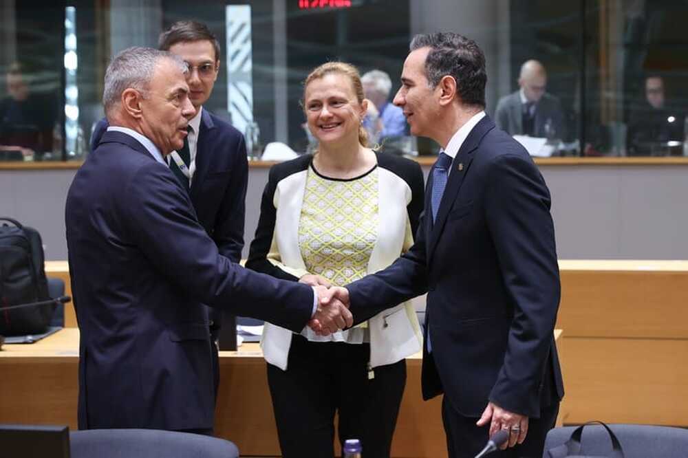 Министър Игнатов: Приоритет е да улесним достъпа на учените до програма „Хоризонт Европа“