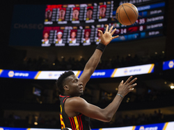 Cavaliers Hawks Basketball