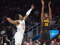 Cavaliers Hawks Basketball