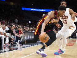 Cavaliers Hawks Basketball