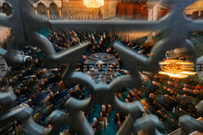 APTOPIX Turkey Ramadan