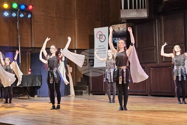 Първото издание на арт фестивала “Феерия” започна в Добрич