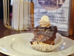 Румъния - Тортата „Амандина“ - месец на любовта